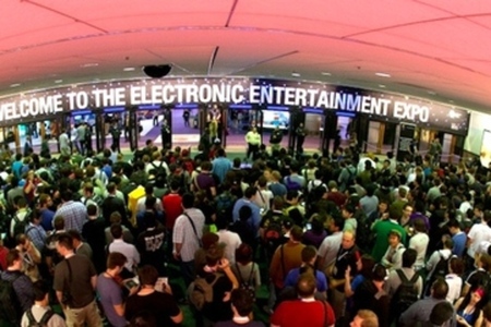 E3